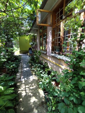 Продається 3 квартири на 1 поверсі. Центр. - фото 1