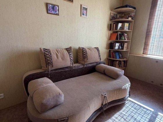 Продаж 3 х кімнатноі сталінки на Карачунах Кривий Ріг