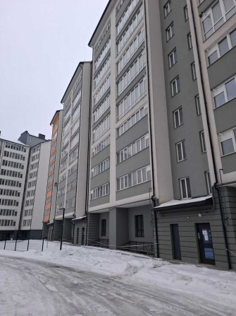Продаю панорамну 4кімнатну квартиру на березі річки.Газифікована.110м2 - фото 1