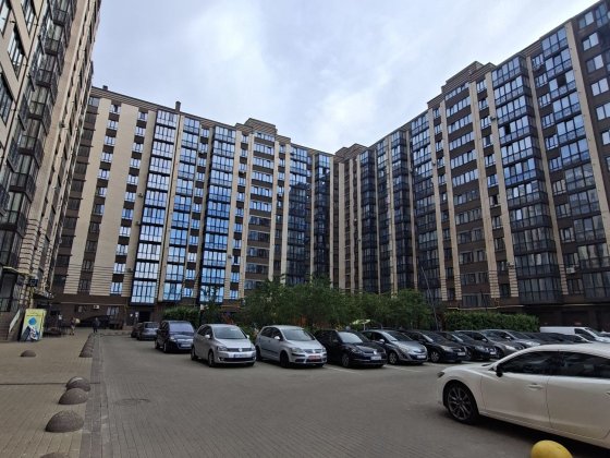 Продається 3кім квартира у ЖК Атлант