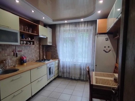 ЕКСКЛЮЗИВНА КВАРТИРА, терміновий продаж ! З Євроремонтом Хмельницкий