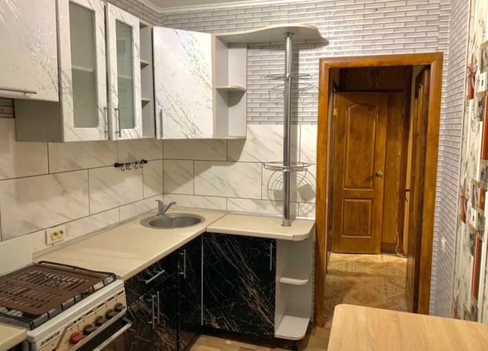 Продам 2х кімнатну квартиру на Дніпро шосе - фото 1