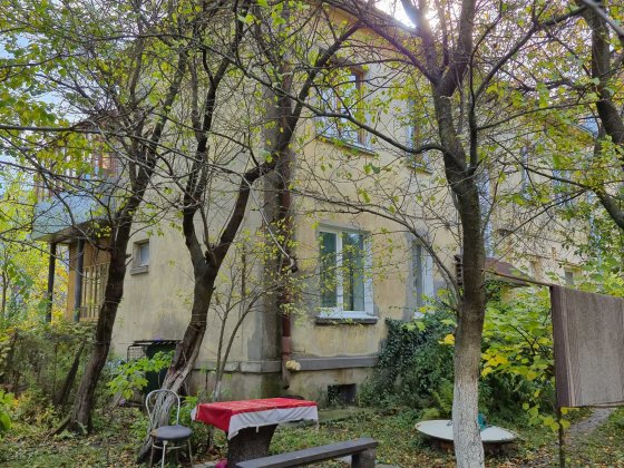 Квартира в центрі + земельна ділянка під будівництво Ивано-Франковск