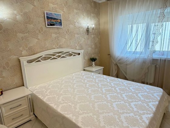Продаж 3к квартири район Відродження