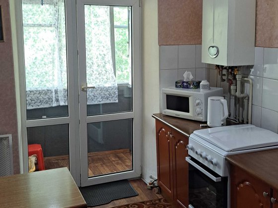 Сдаётся 2 комн.квартира в центре