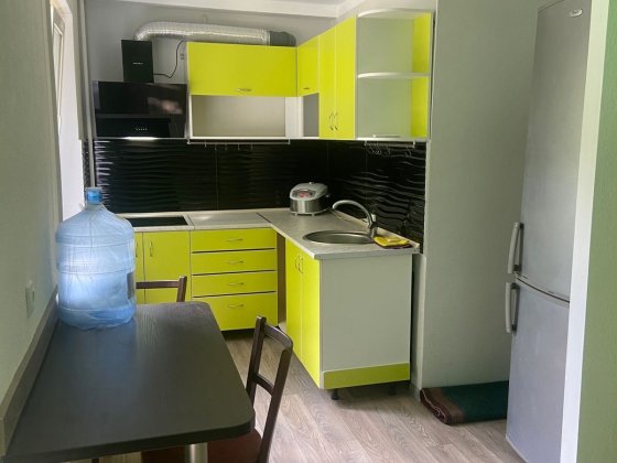 Сдам 1-2х к комн комнатную кв-ру 9000  Правый берег
