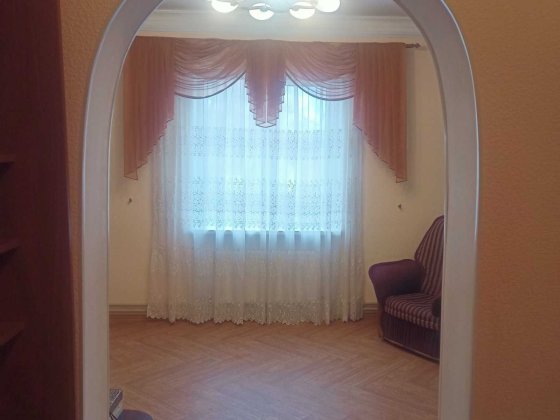 аренда 3-комнатной квартиры в центре Кам'янське