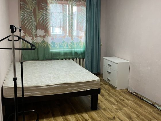 Сдам длительно 3к квартиру в Черноморске Чорноморськ