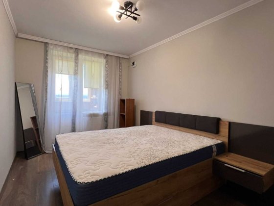 2к кімнатна квартира на вул. Мазепи (Гомін) Коломыя
