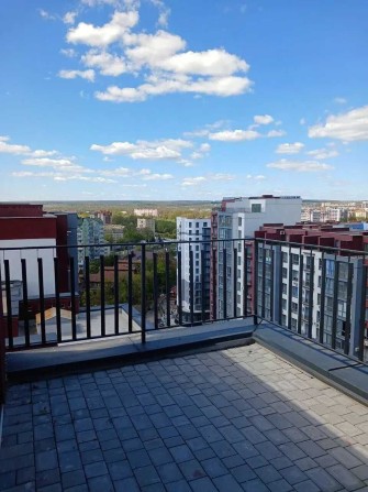 Здана дворівнева квартира з терасою в центрі ЖК Княгинин - фото 1