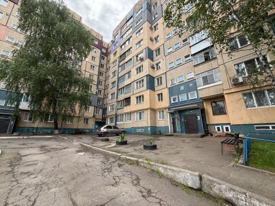 Продаж 3к роздільної квартири на Карачунах Кривий Ріг
