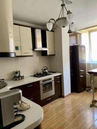 Продам 3х комнатную квартиру. - фото 1