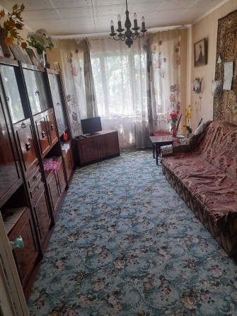 Продам по вул. Спасівський двух кімнатну чешку на другому поверсі. - фото 1