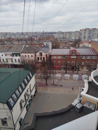 Продаж 3 к квартири в самому центрі - фото 1
