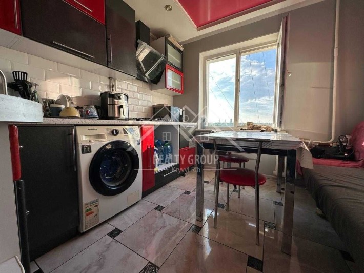 Продаж 3-кімнатної квартири, кільце 129 кварталу (Ватутіна) - фото 1