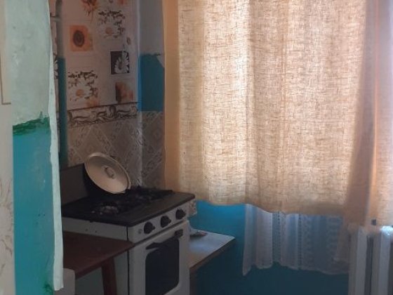 Продам СРОЧНО 2-х комнатную квартиру без  долгов возможен обмен на авто расмотрю любые варианты Кривий Ріг