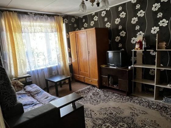 Продам 1-кімн. квартиру біля Парку Героїв (вул. Олександа Васякіна). 3/5 поверх. Власник Кривий Ріг