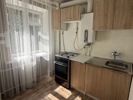 Продам 1кімнатну квартиру в центрі Рівного Ровно