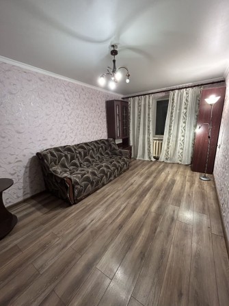 1-но кімнатна к-ра в центрі  СВІТЛО Є - фото 1