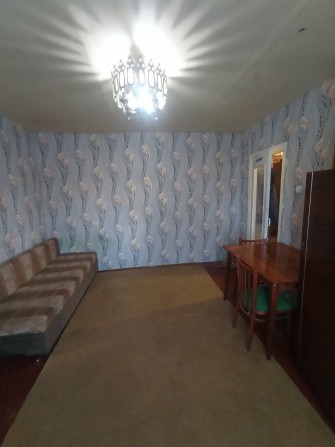 Здається 1 кімнатна квартира на першому поверсі . - фото 1