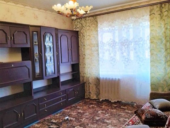 Задається 1 кімнатна квартира м-н Лазурний, вул. Л. Бикова буд. 6