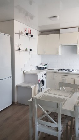 Продам 1к квартиру з ремонтом, меблями та технікою пр. Перемоги/ Курський/ - фото 1