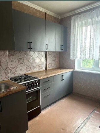 Продам 2х комнатную квартиру - фото 1