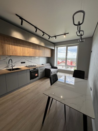 Продаж 1 к  квартири з ремонтом на Щасливому. Тепла підлога - фото 1
