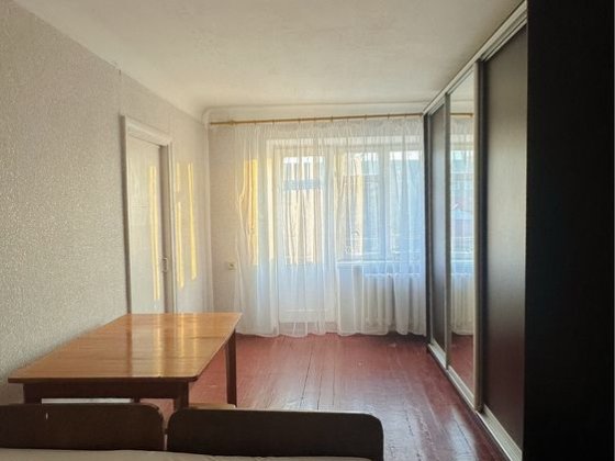 Продаж  двохкімнатної квартири в районі 12 школи, вул.Марка Вовчка Рівне