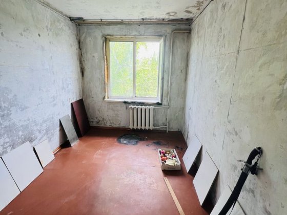3кімн. 17 квартал, під ремонт Кривой Рог