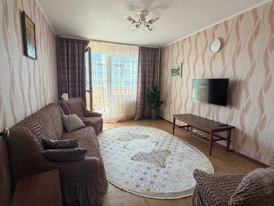 Продам 2 кімнатну квартиру на Всебратському-2 Кривий Ріг