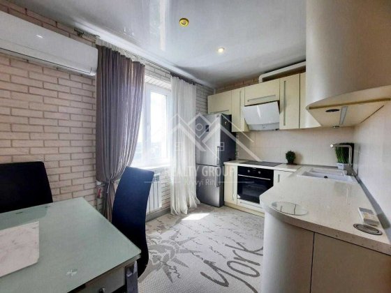 Продам 3-кімнатну квартиру на мкрн. Східний-2 (еВідновлення, сертифікат, ваучер) Кривий Ріг