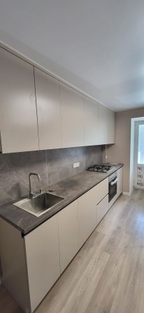 Продам 1ком в Центре ремонтом - фото 1