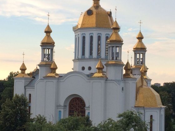 Продам 3- кімн р-н Покровського Собору Покращеного планування Ровно