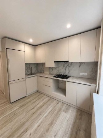 ! Продаж 2-кімнатної квартири з РЕМОНТОМ - фото 1