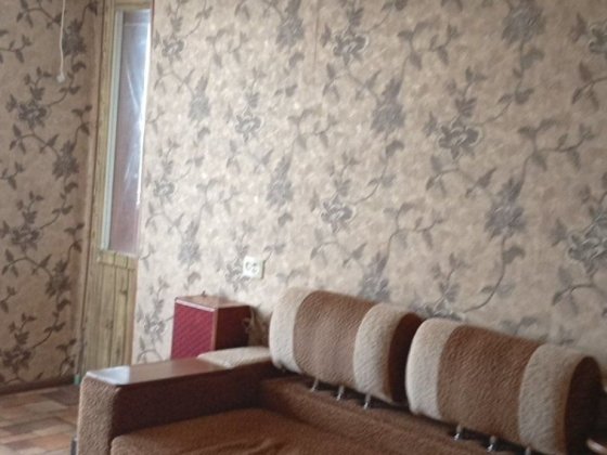 Продам 2х кімнатну квартиру по червоній лінії на 17 кварталі Кривий Ріг