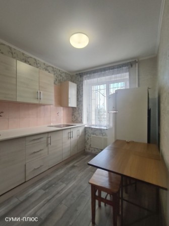 Продаж однокімнатна квартира театральна площа. - фото 1