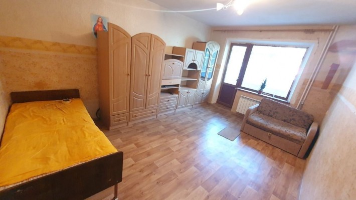Продам  1к квартиру в гарному місці.Поряд магазини.лікарня.школа.зупинка - фото 1
