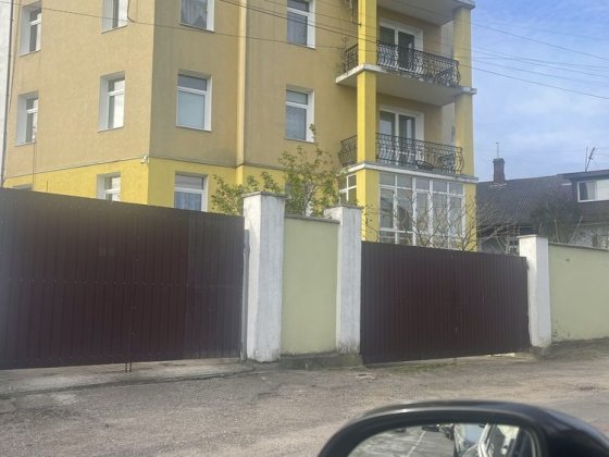 Здається в оренду 3-ох кімнатна квартира Самбор