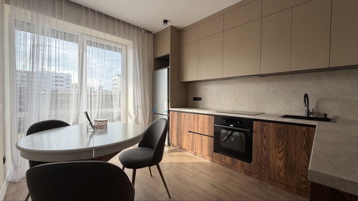 Продаж 1 кім квартири в новобудові. Меблі і техніка залишаються. - фото 1