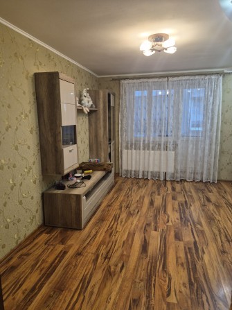 Продам 2х кімнатну Г.Крут авт.опален, меблі, техніка - фото 1