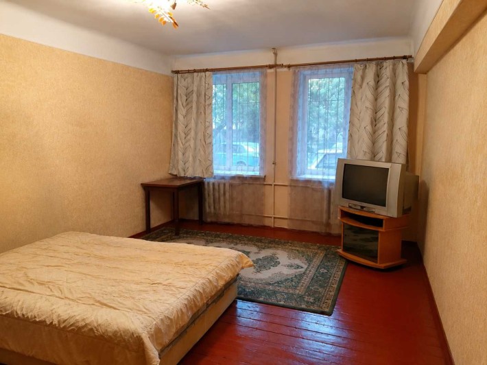 Продаж 2 кімнатної квартири Центр вул.Міщенка №40 - фото 1