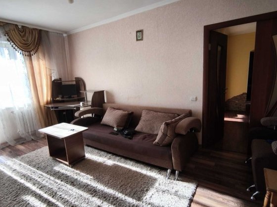 Продам 2-кімнатну квартиру з ремонтом. Р-н Північний Рівне