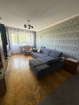 Продам квартиру  3 кімнатну - фото 1