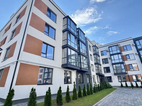 Продаж 1 кім. ЖК Статус Ровно