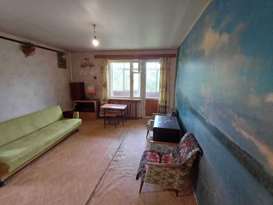 1к по кільцю 3 поверх 42м2 два балкони ідеальне планування ЄПРОГРАМИ
