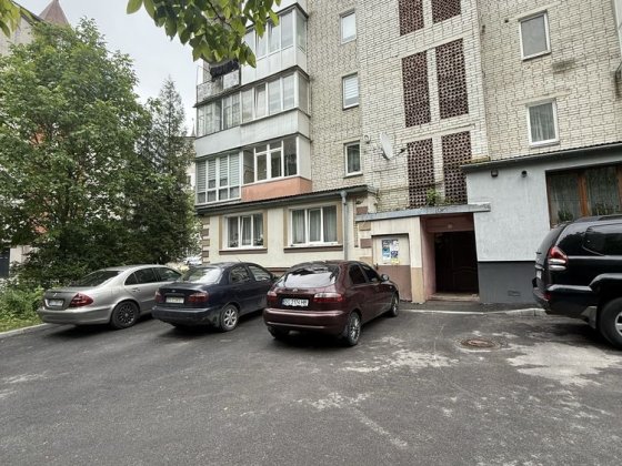 2к , вулиця Чернівецька, під ремонт Тернополь