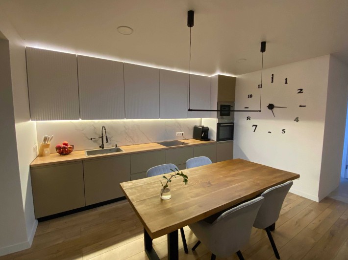 Продаж 2к квартири 70.3 кв. м на вул. Симона Петлюри RUBI 32168 - фото 1