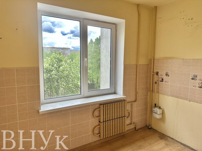 ???? Продаж 1-кімнатної квартири з гарним видом та великим потенціалом для ремонту! - фото 1