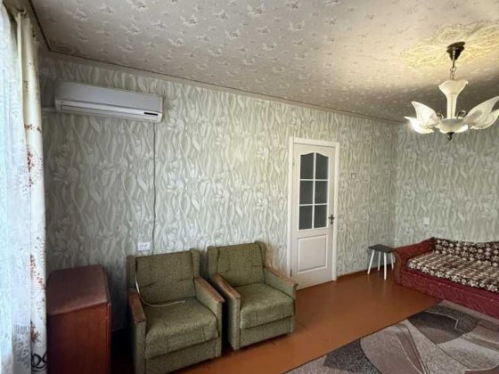 Продам 1-к квартиру Чешку | Сади-2 | 37 м² | 2/5 поверх Полтава